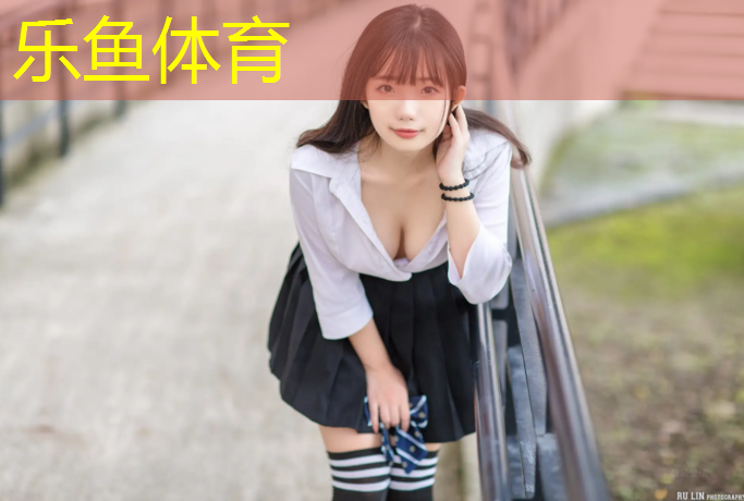 乐鱼体育官方网站,青年网球网面透气鞋